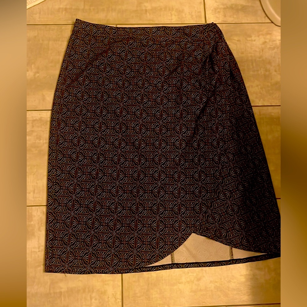 Ripskirt NWOT XL